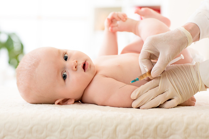 вакцинация младенцев